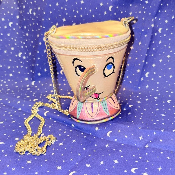 Chip Teacup Crossbody Bag with Gold Chain - Picture 7 of 7